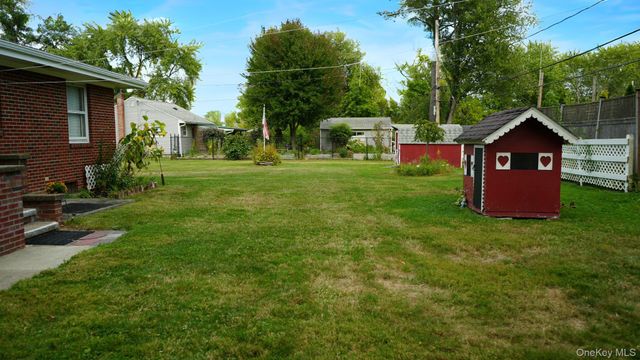 9 E Marie Street, Hudson, NY 12534