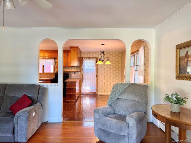 9 E Marie Street, Hudson, NY 12534