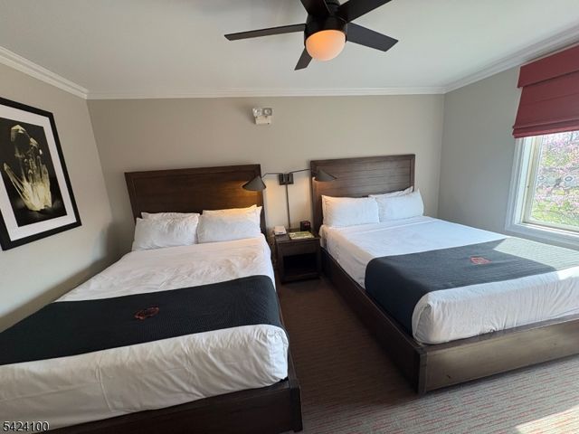 2 Chamonix Dr 213, Vernon Twp., NJ 07462