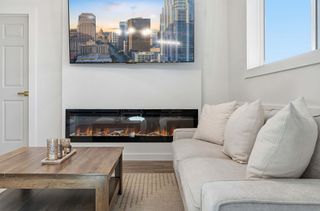 105 Willow DR, Flatonia, TX 78941