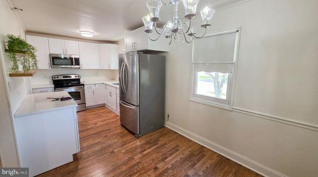 14 BOSTON PL, New Castle, DE 19720