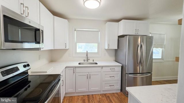 14 BOSTON PL, New Castle, DE 19720