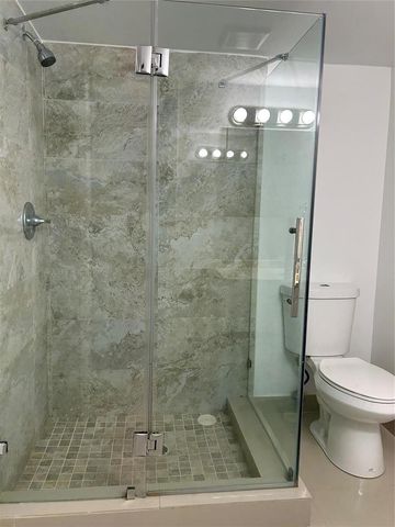 2800 NE 14th St Causeway 207, Pompano Beach, FL 33062