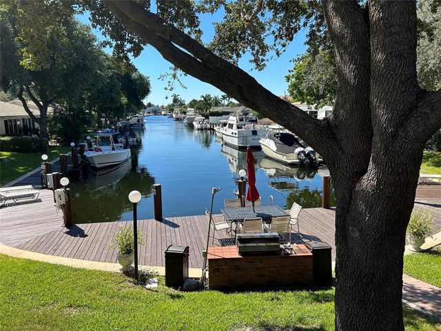 2800 NE 14th St Causeway 207, Pompano Beach, FL 33062