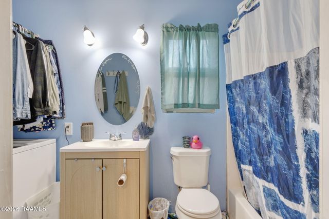 1046 Landrich Lane, Broussard, LA 70518