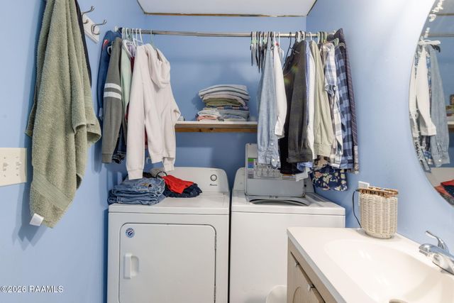 1046 Landrich Lane, Broussard, LA 70518