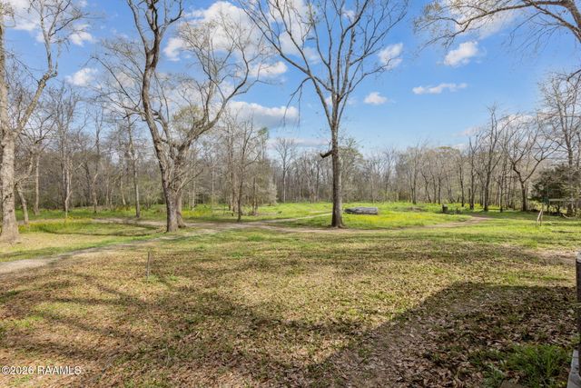 1046 Landrich Lane, Broussard, LA 70518