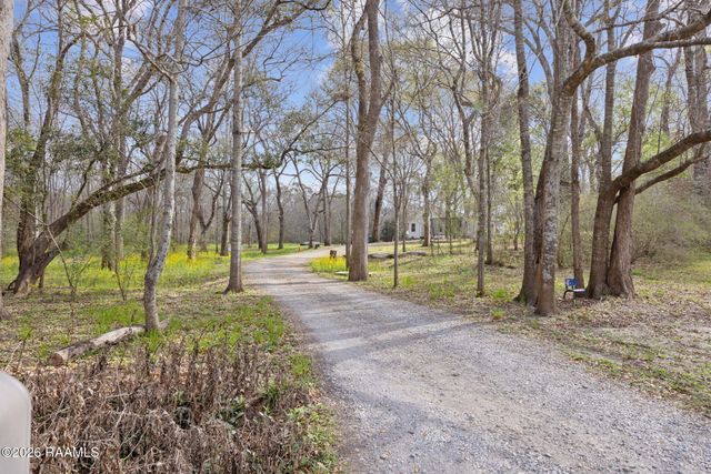 1046 Landrich Lane, Broussard, LA 70518