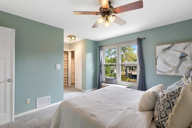 8607 Shiloh Court, Eden Prairie, MN 55347