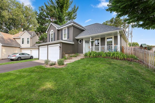 8607 Shiloh Court, Eden Prairie, MN 55347