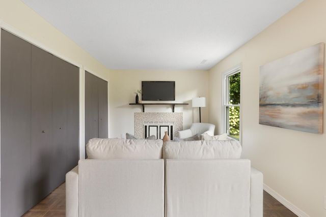8607 Shiloh Court, Eden Prairie, MN 55347