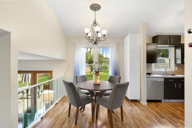 8607 Shiloh Court, Eden Prairie, MN 55347
