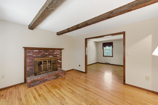 24 Novak Circle, Dracut, MA 01826
