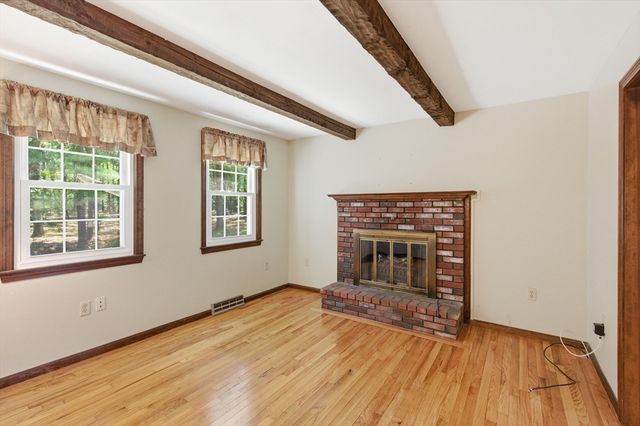 24 Novak Circle, Dracut, MA 01826