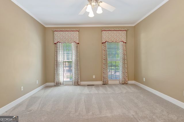 35 Ashford Lane, Sharpsburg, GA 30277