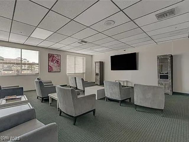 3930 University Center Drive 806, Las Vegas, NV 89119