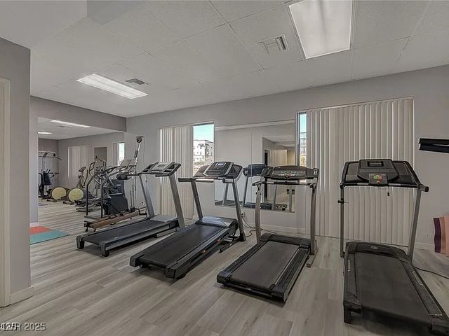 3930 University Center Drive 806, Las Vegas, NV 89119