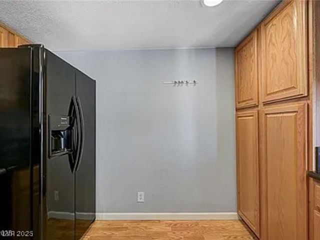 3930 University Center Drive 806, Las Vegas, NV 89119