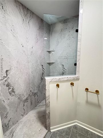 3710 Windridge Drive, Bryan, TX 77802