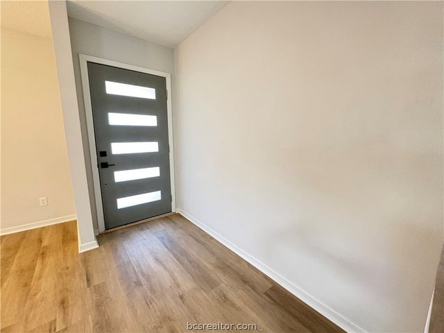 3710 Windridge Drive, Bryan, TX 77802