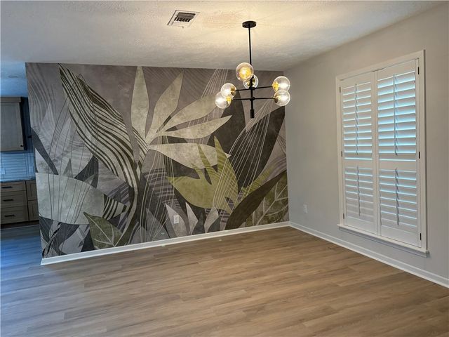 3710 Windridge Drive, Bryan, TX 77802