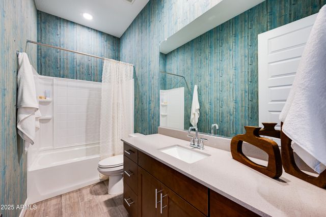 7817 W STAGHORN Road, Peoria, AZ 85383