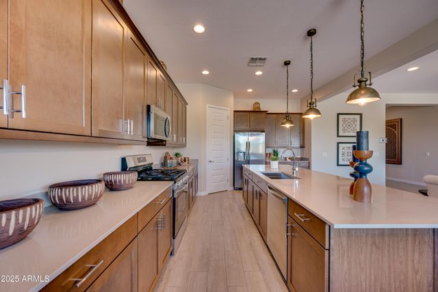 7817 W STAGHORN Road, Peoria, AZ 85383