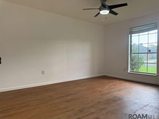 1419 Montgomery Dr, Baton Rouge, LA 70815