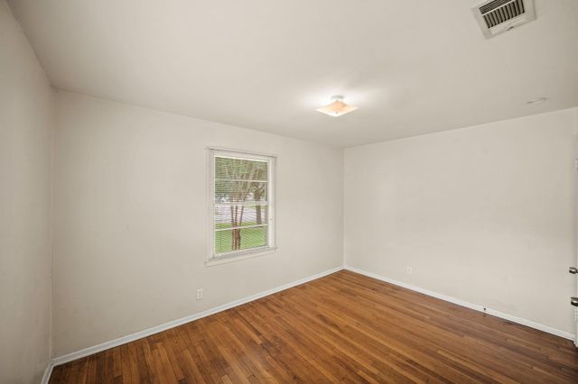 5814 Darnell Street, Houston, TX 77074
