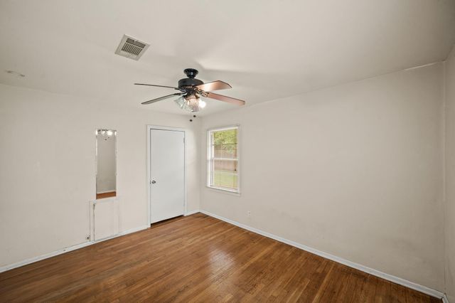 5814 Darnell Street, Houston, TX 77074