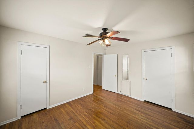 5814 Darnell Street, Houston, TX 77074