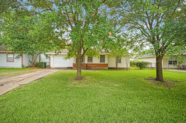 5814 Darnell Street, Houston, TX 77074