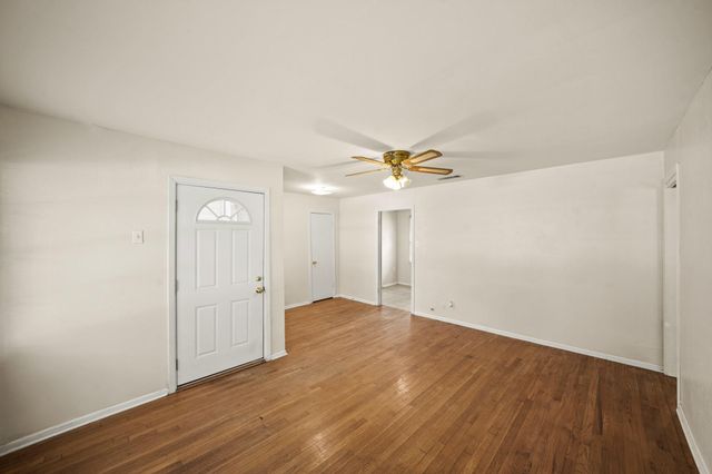 5814 Darnell Street, Houston, TX 77074