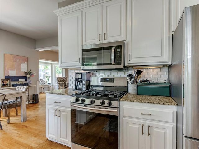 7001 NW 42nd Street, Bethany, OK 73008