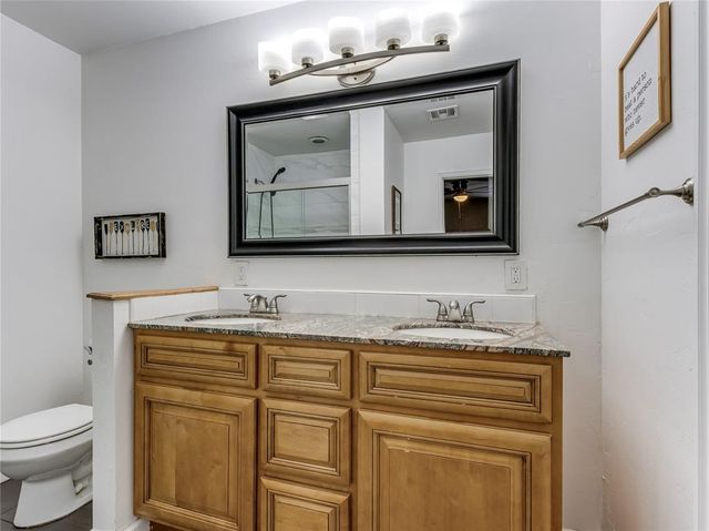 7001 NW 42nd Street, Bethany, OK 73008