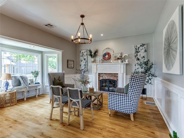 7001 NW 42nd Street, Bethany, OK 73008