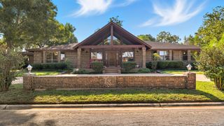 400 W Person, Stockdale, TX 78160