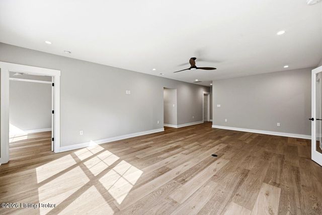 14719 Stable Gate Pl, Louisville, KY 40299