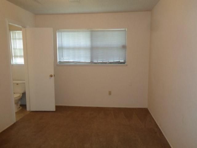 4002 Cloverbrook Drive, Houston, TX 77045