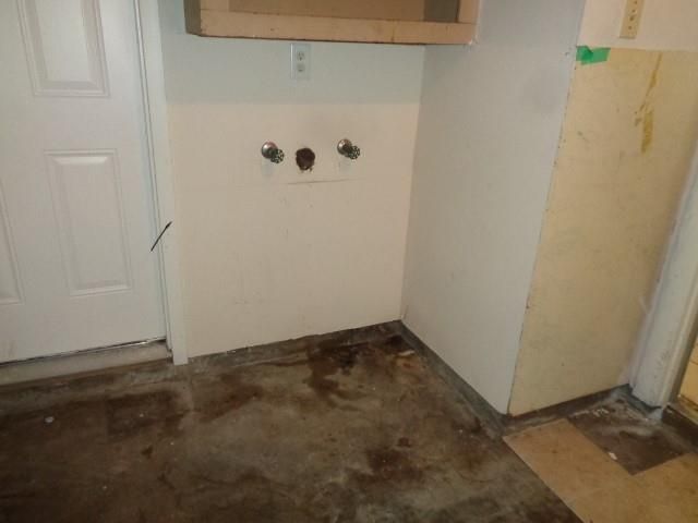 4002 Cloverbrook Drive, Houston, TX 77045