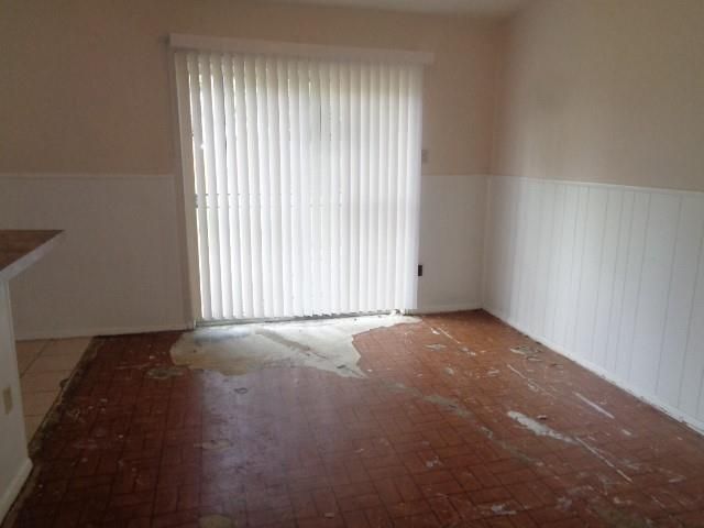 4002 Cloverbrook Drive, Houston, TX 77045