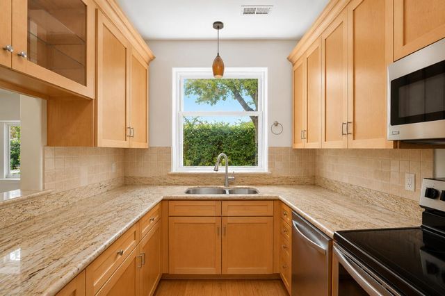 37 Silver Birch, Scotts Valley, CA 95066