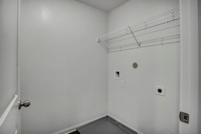 169 Allington CIR, Jarrell, TX 76537