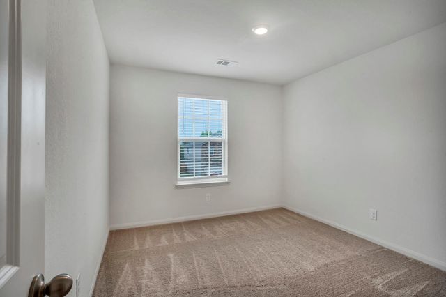 169 Allington CIR, Jarrell, TX 76537