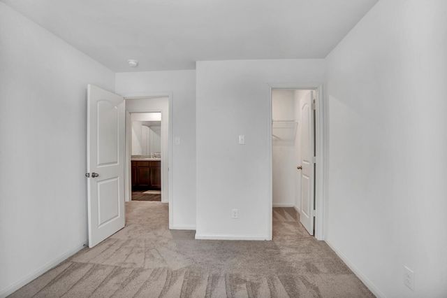 169 Allington CIR, Jarrell, TX 76537