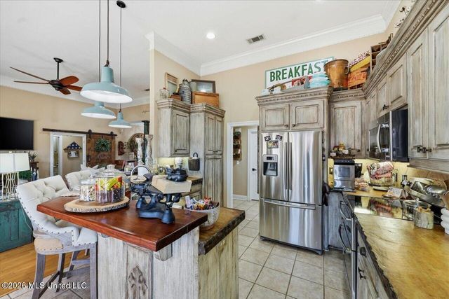 522 Patrick Farms Drive, Pearl, MS 39208