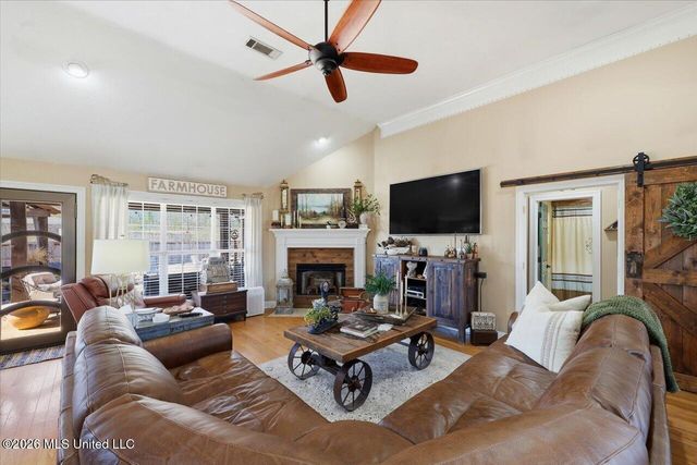 522 Patrick Farms Drive, Pearl, MS 39208