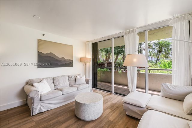 170 Ocean Lane Dr 305, Key Biscayne, FL 33149