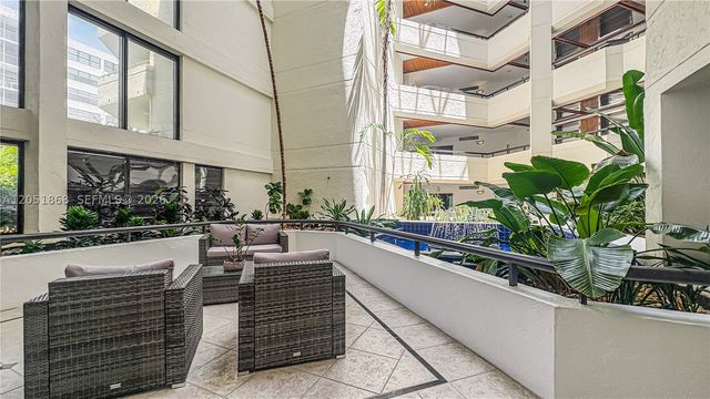 170 Ocean Lane Dr 305, Key Biscayne, FL 33149