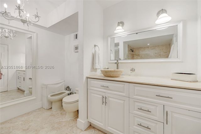 170 Ocean Lane Dr 305, Key Biscayne, FL 33149
